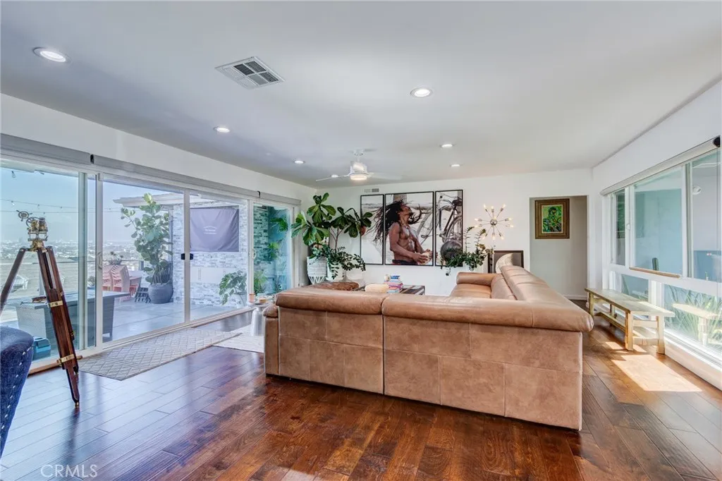 Additional image 11 of 5617 Glenford, Los Angeles, CA 90008