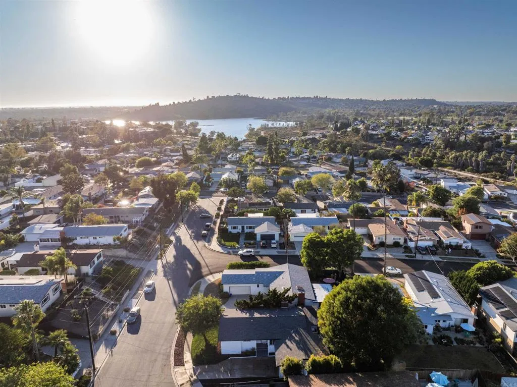 Additional image 92 of 7750 Ropalt St, La Mesa, CA 91942