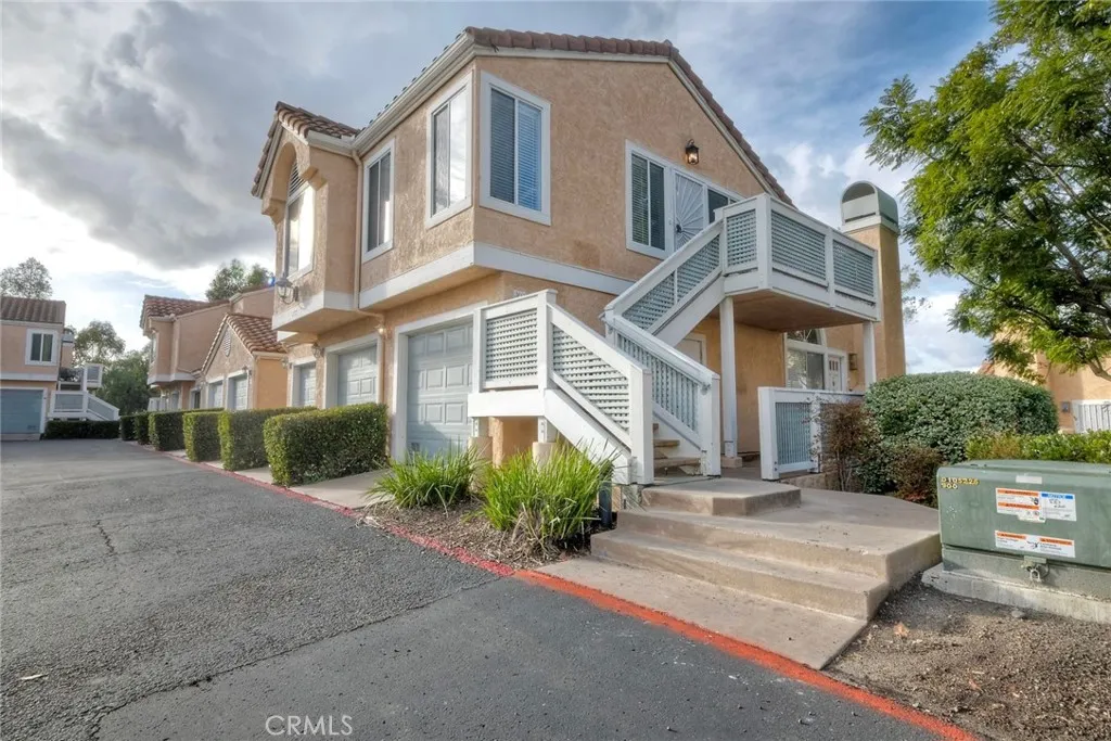 Additional image 3 of 733 Vista Grande Way, Oceanside, CA 92057