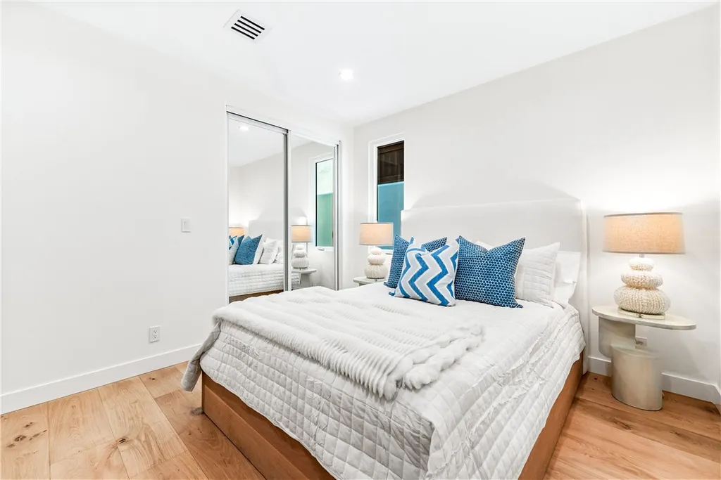 Additional image 14 of 541 4th, Manhattan Beach, CA 90266