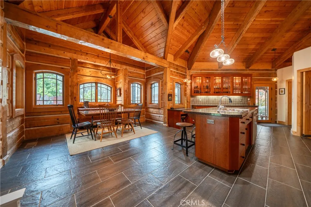 Additional image 86 of 15900 El Camino Robles Rd, Redding, CA 96001