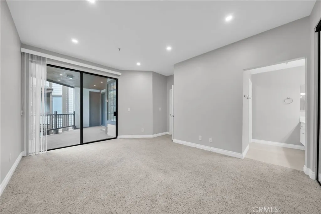 Additional image 20 of 2559 Plaza Del Amo Unit 215, Torrance, CA 90503