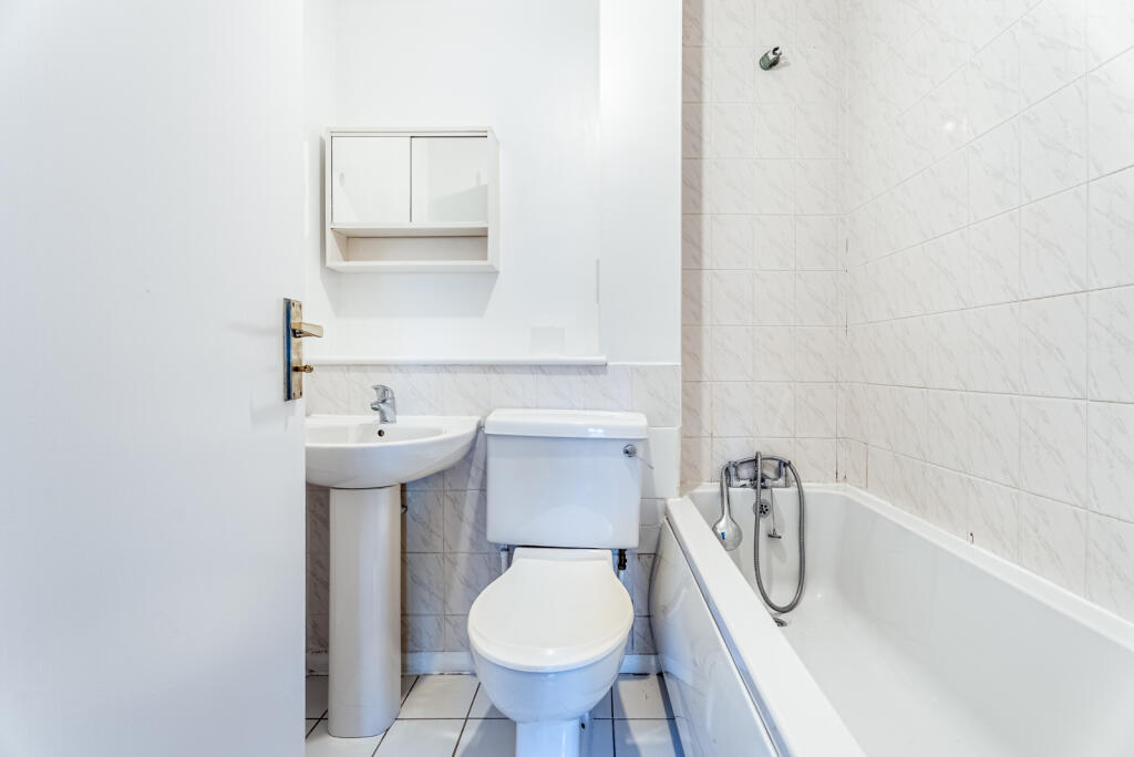 Additional image 8 of Greenwich Court, Parkview Close, St Albans, Herts, AL1