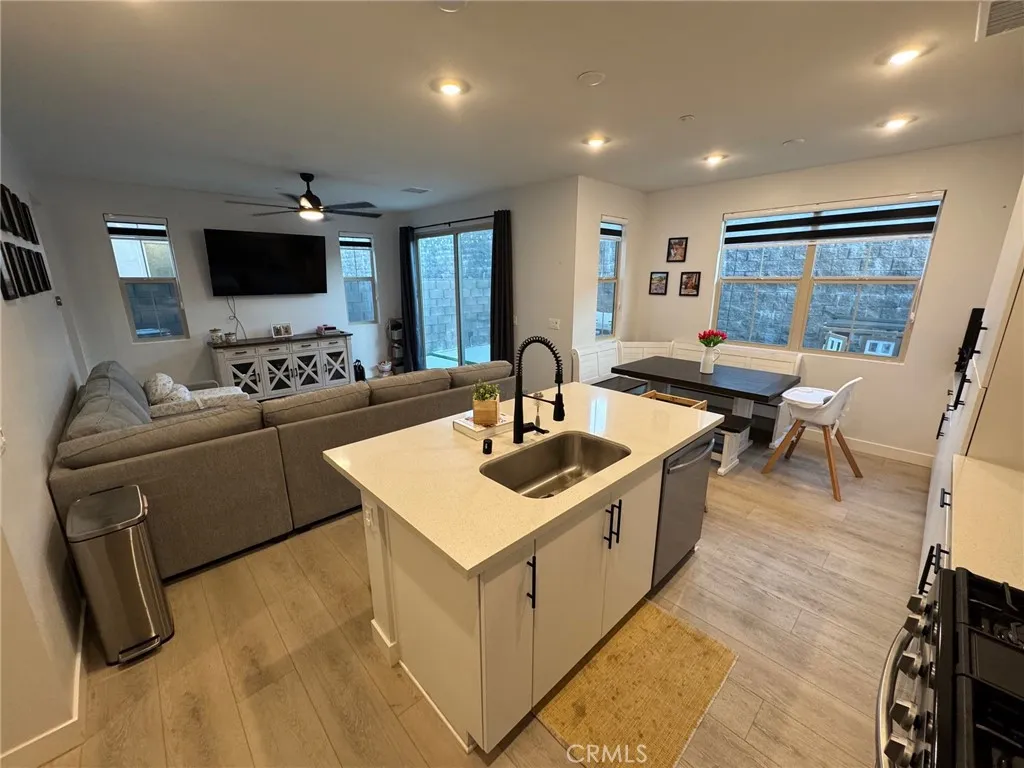 Additional image 15 of 15959 Sparrow Court, Fontana, CA 92336