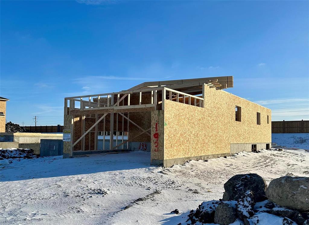 Property image for 193 Zimmerman Drive|Winnipeg, Manitoba R3R4A5