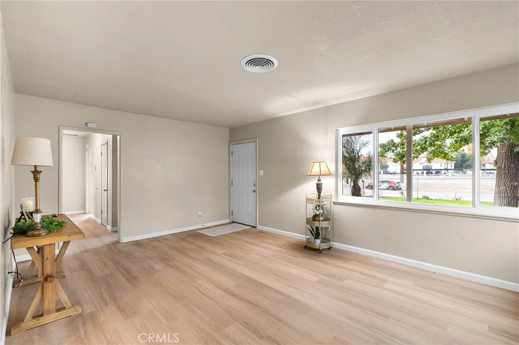 Additional image 33 of 4981 N State St, San Bernardino, CA 92407