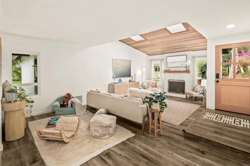 Additional image 8 of 1427 Avocado Road, Oceanside, CA 92054