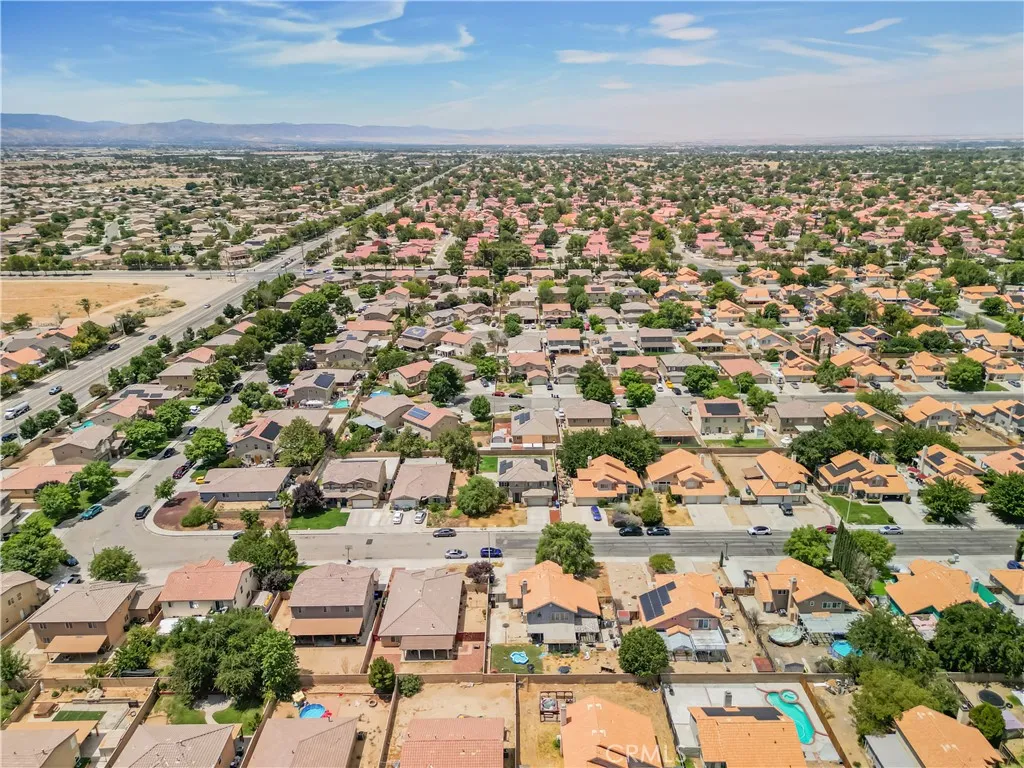 43643 Byron Drive, Lancaster, CA 93535