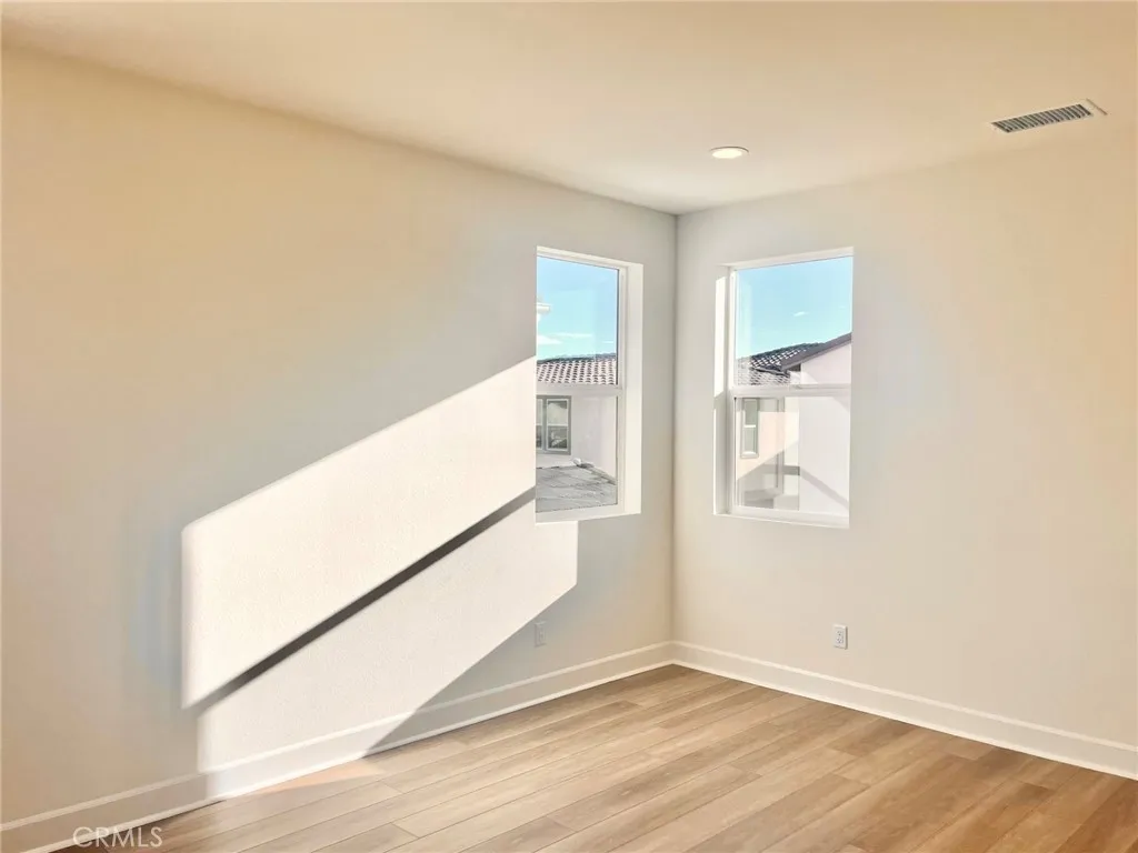 Additional image 18 of 325 S Nevada Avenue, Ventura, CA 93004