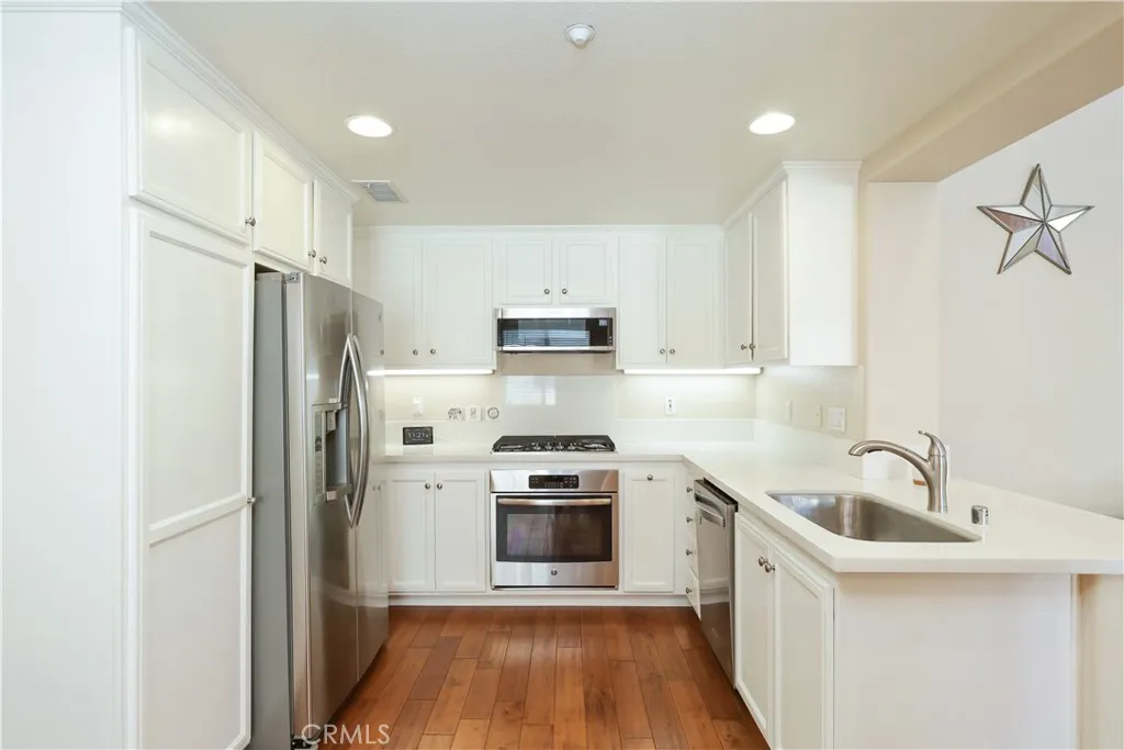 Additional image 57 of 51 Olivehurst, Irvine, CA 92602