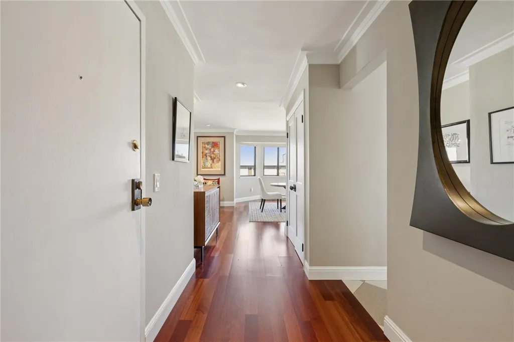 Additional image 4 of 373 Lombard St, San Francisco, CA 94133