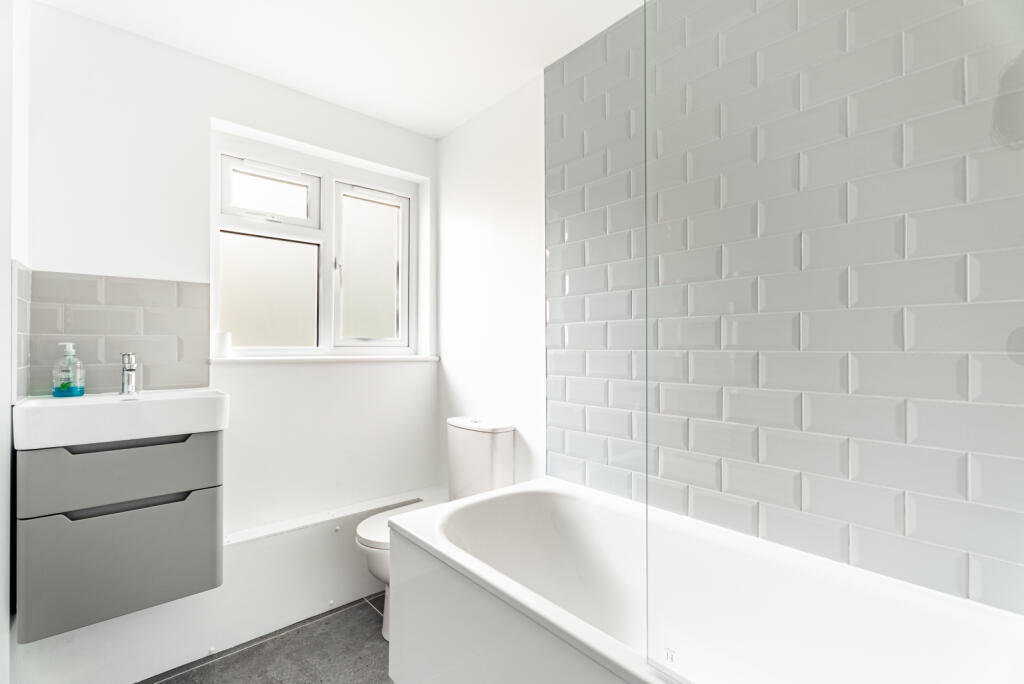 Additional image 6 of Tennyson Road, St. Albans, Hertfordshire, AL2