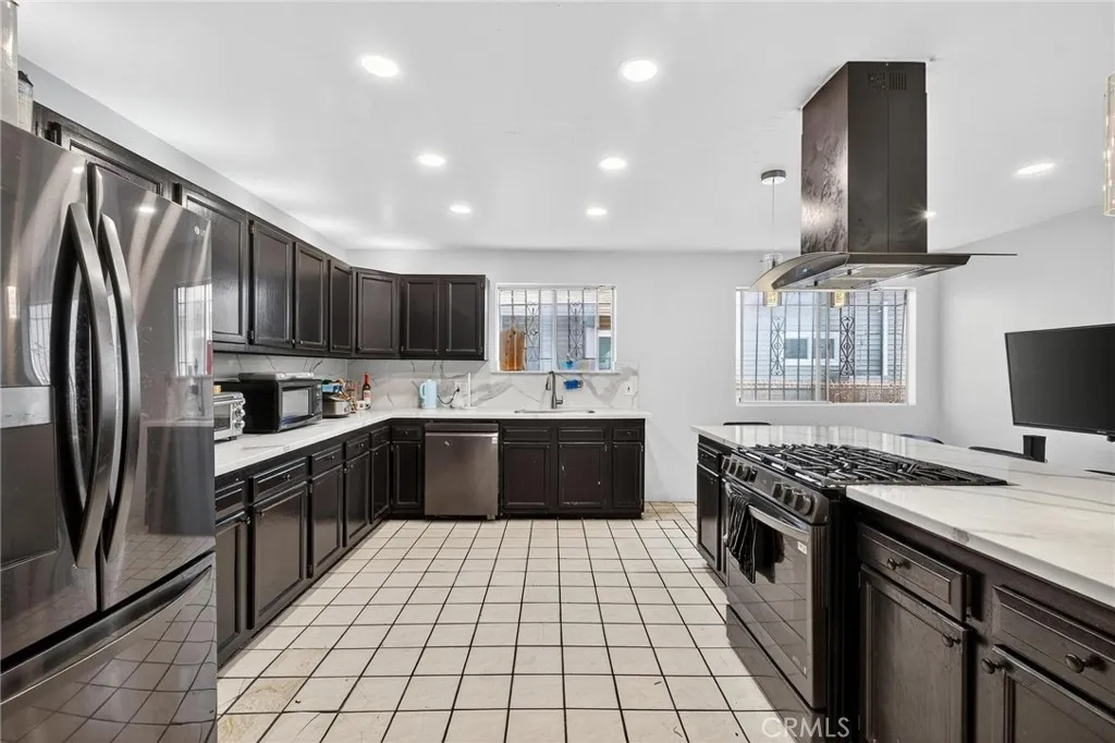 Additional image 43 of 1139 E 82nd St, Los Angeles, CA 90001