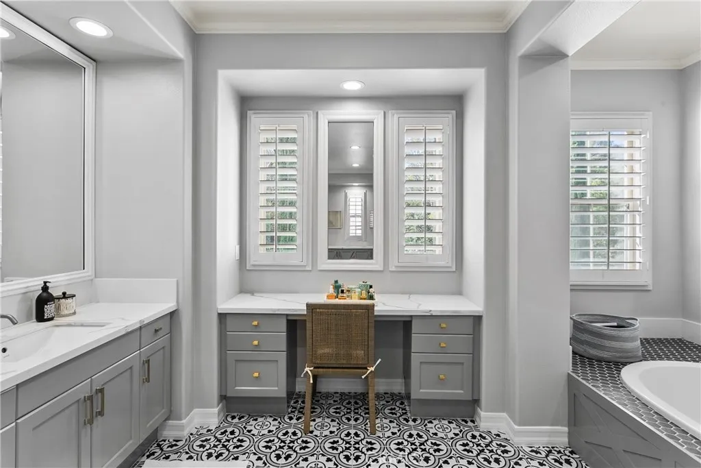 Additional image 115 of 10885 Silverado Ter, Tustin, CA 92782