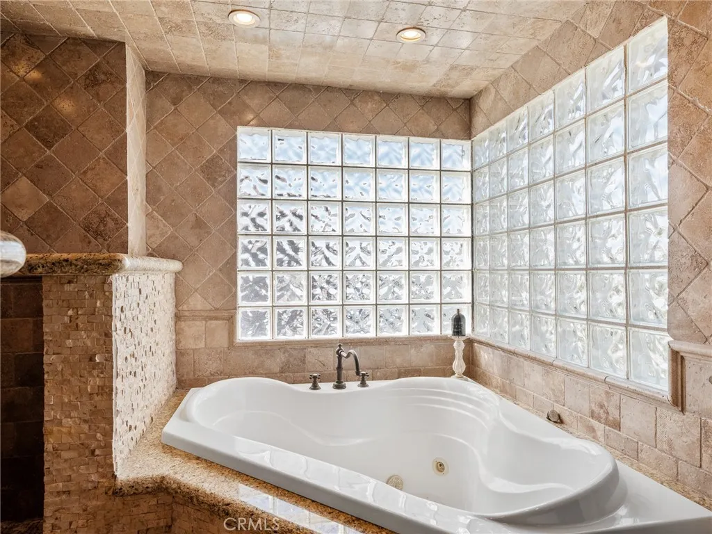 Additional image 109 of 18160 Harbor Drive, Victorville, CA 92395