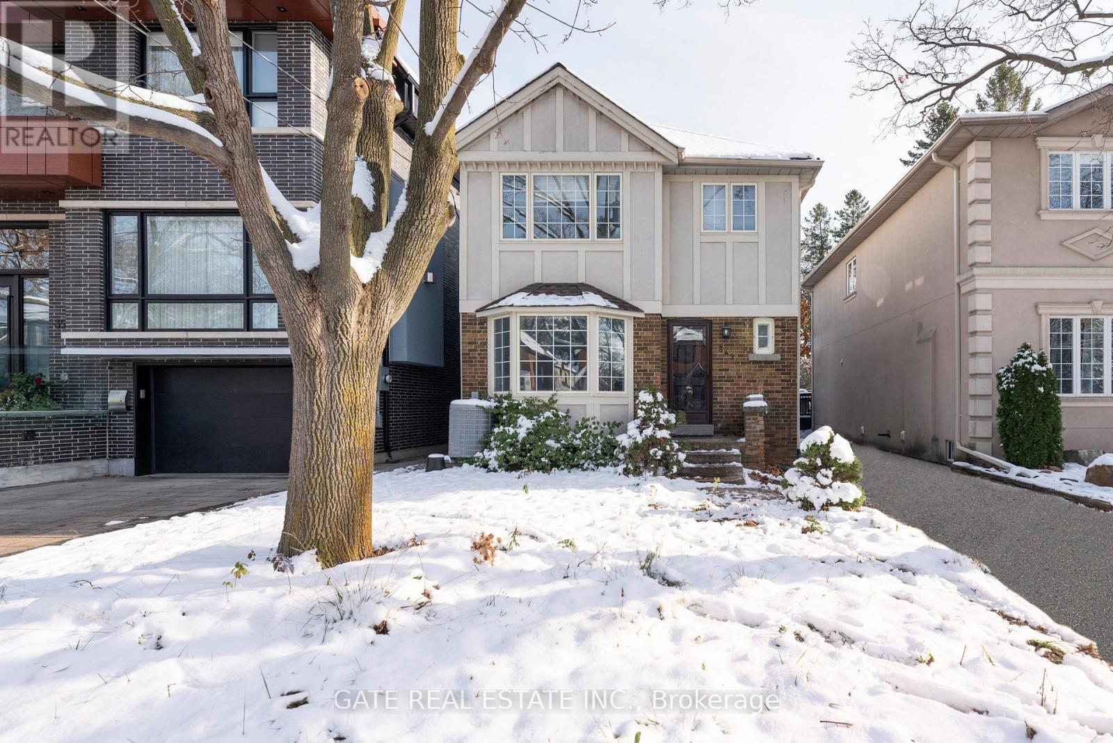 349 LAIRD DRIVE|Toronto (Leaside), Ontario M4G3Y1
