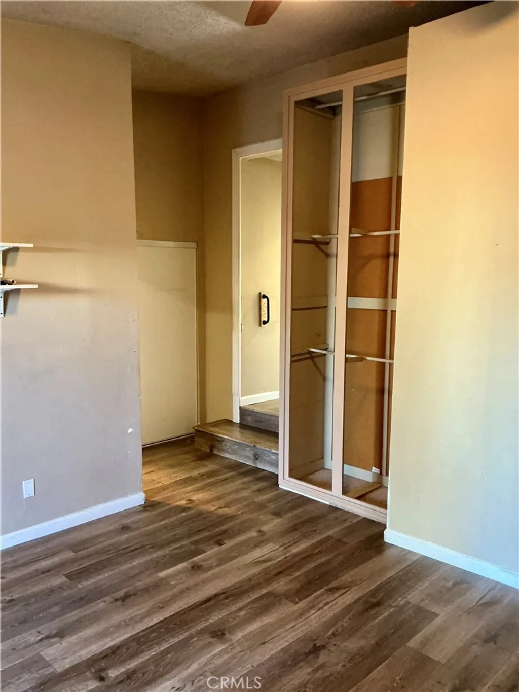 Additional image 12 of 1327 West 97th Street, Los Angeles, CA 90044