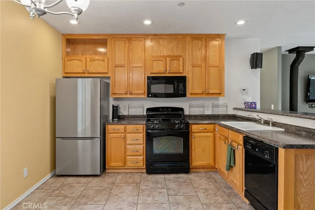 Additional image 4 of 16376 Stage Road, Forest Ranch, CA 95942