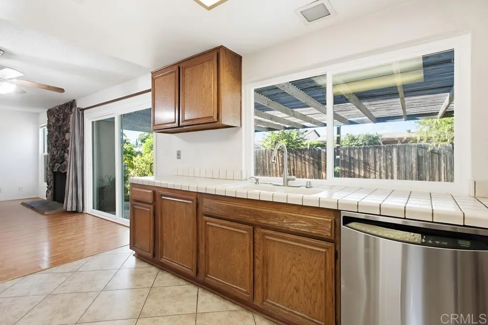 Additional image 43 of 1237 Armstrong Circle, Escondido, CA 92027