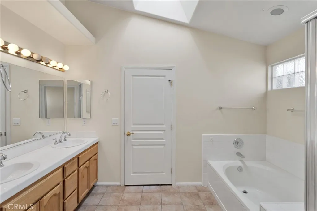 Additional image 39 of 11236 Bunker Cir, Apple Valley, CA 92308