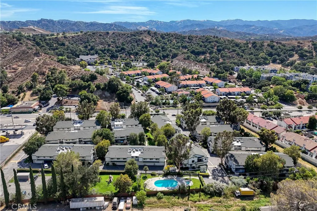 Property image for 23542 Newhall Avenue Unit 5, Newhall, CA 91321