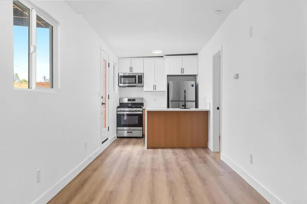 Additional image 29 of 730 W Chase Avenue, El Cajon, CA 92020