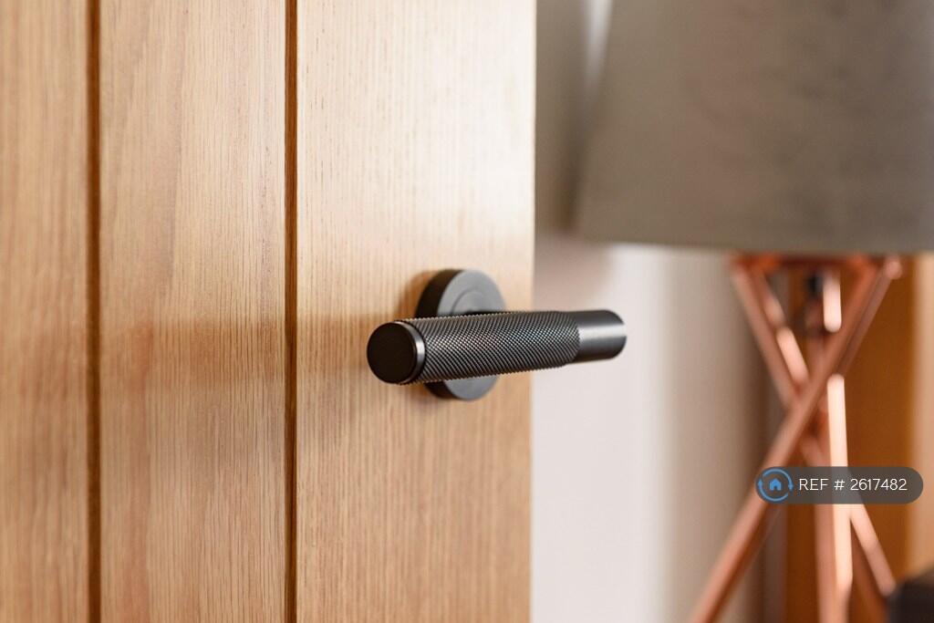 Additional image 25 of High Street, Redbourn, AL3