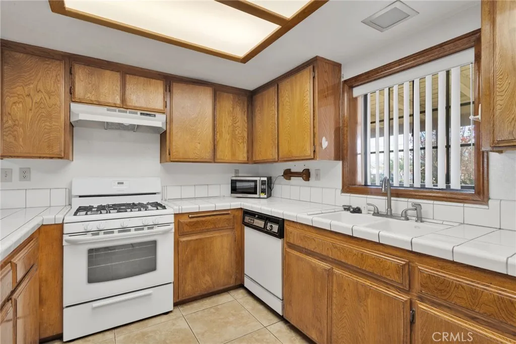 Additional image 15 of 18442 Hinton St, Hesperia, CA 92345