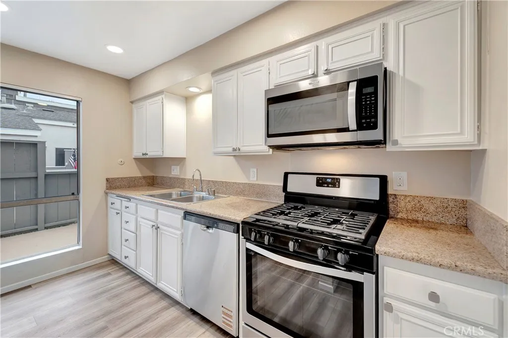 Additional image 36 of 2670 W Segerstrom Ave Unit f, Santa Ana, CA 92704