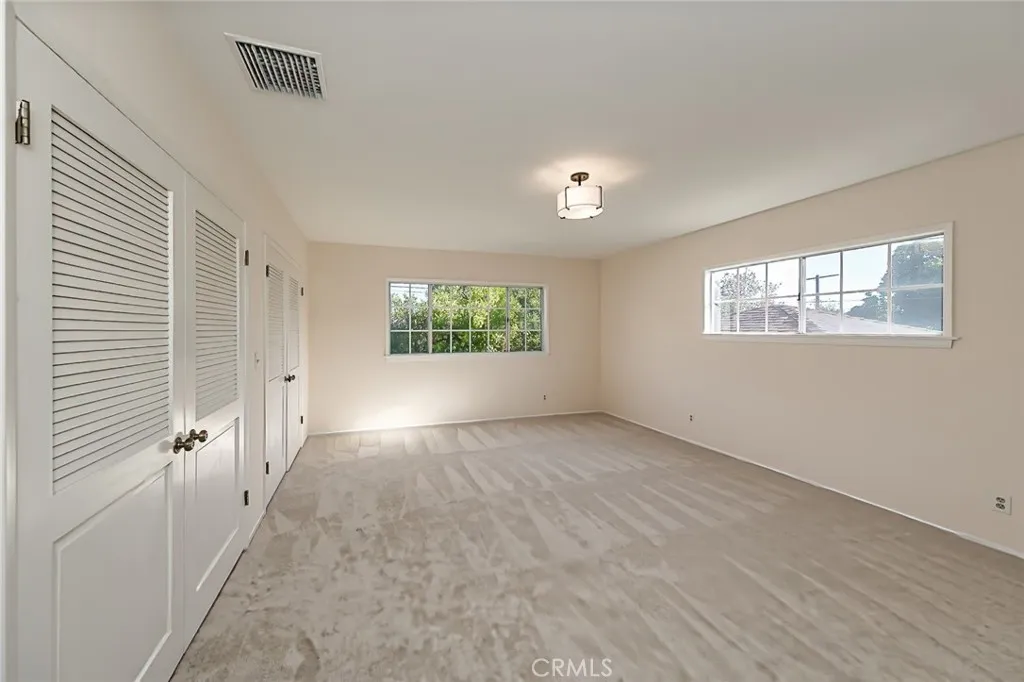 Additional image 47 of 1042 E Tujunga Ave, Burbank, CA 91501