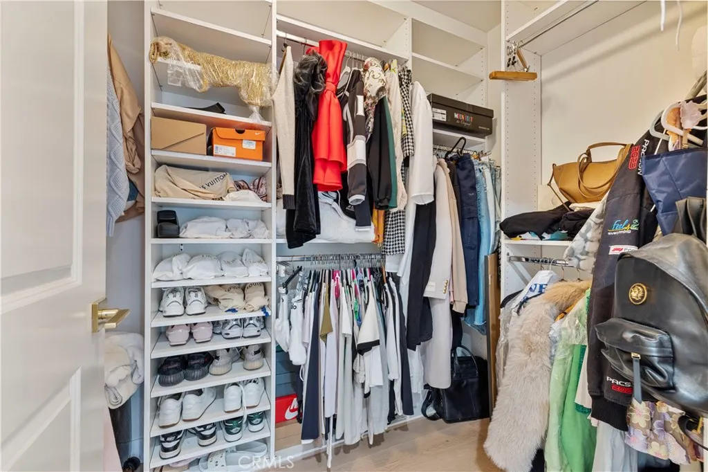 Additional image 27 of 4651 Ellenita Ave., Tarzana, CA 91356