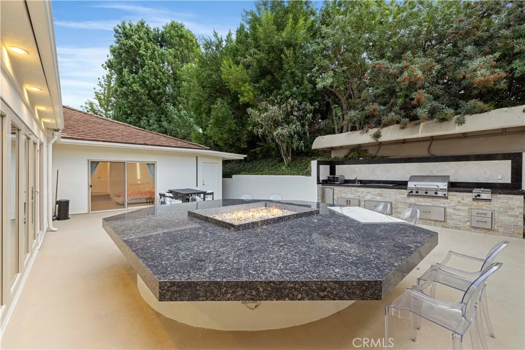 Additional image 129 of 4651 Ellenita Ave., Tarzana, CA 91356
