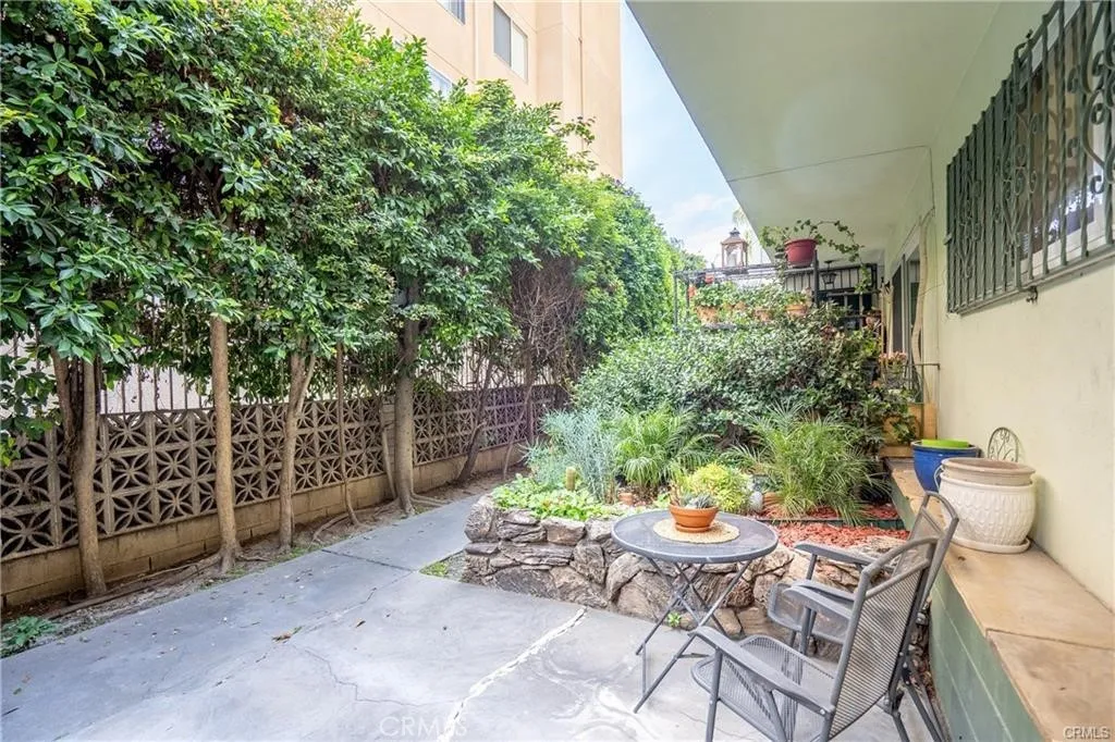 Additional image 57 of 446 S St Andrews Pl, Los Angeles, CA 90020