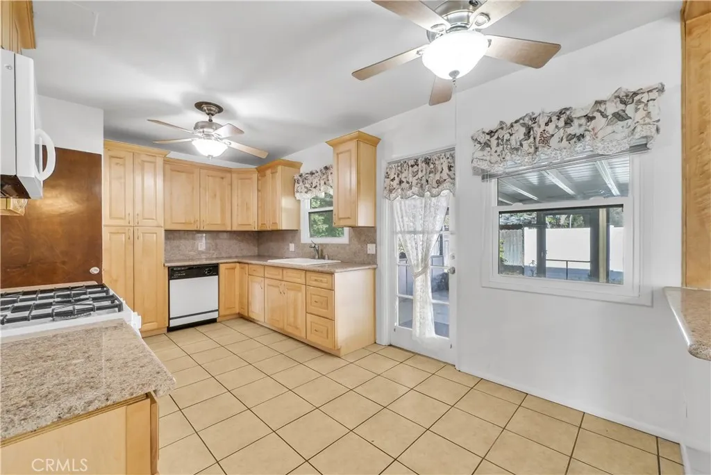 Additional image 27 of 3921 Heidi Rd, Riverside, CA 92504