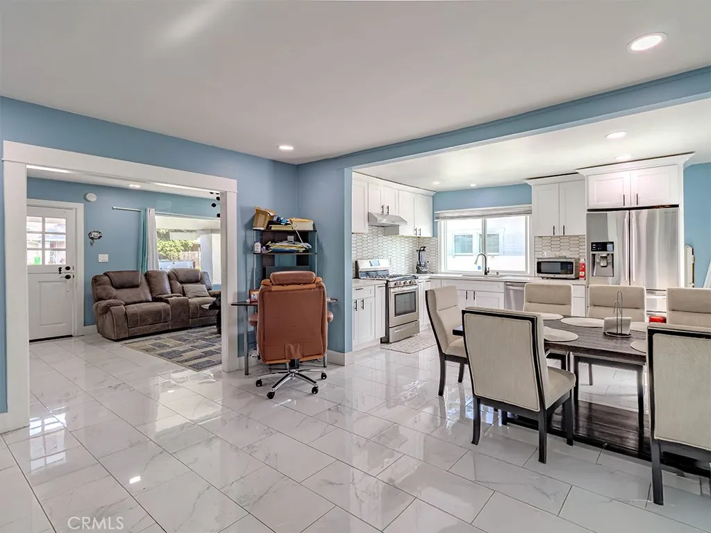 Additional image 23 of 1130 W Chestnut Ave, Santa Ana, CA 92703