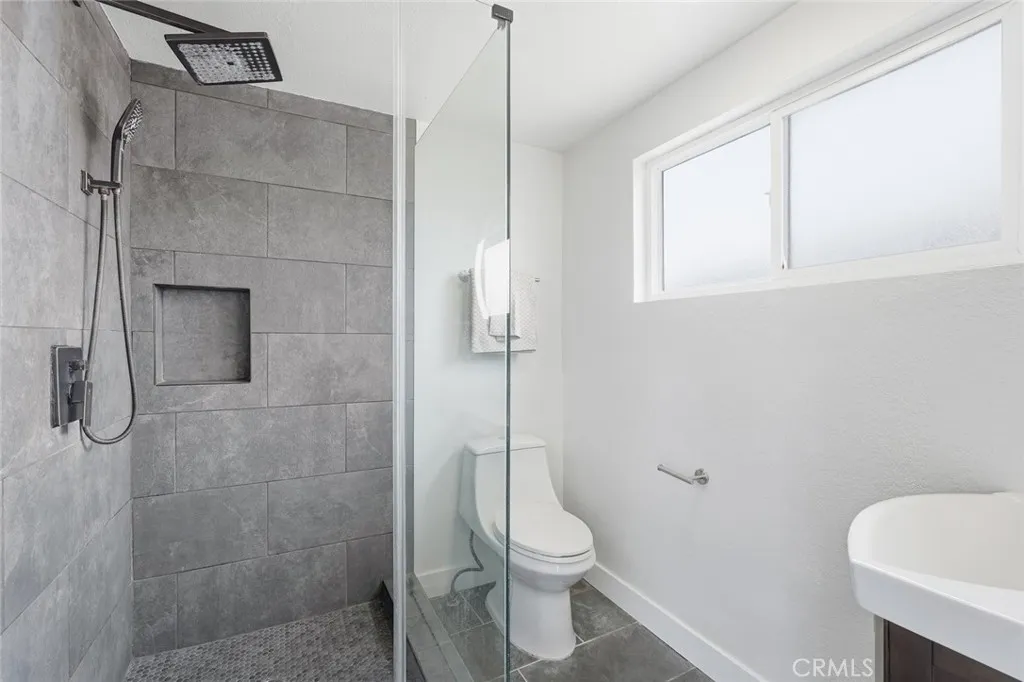 Additional image 15 of 1567 W 213th St, Torrance, CA 90501