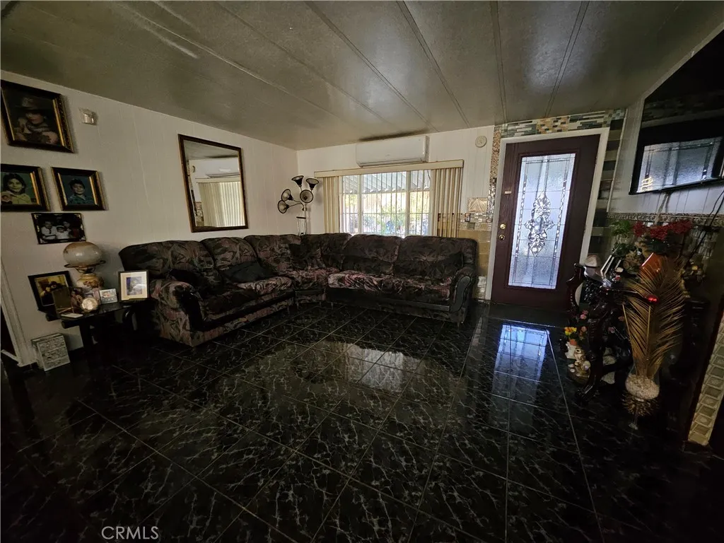 Additional image 5 of 17400 Valley Blvd Unit 74, Fontana, CA 92335