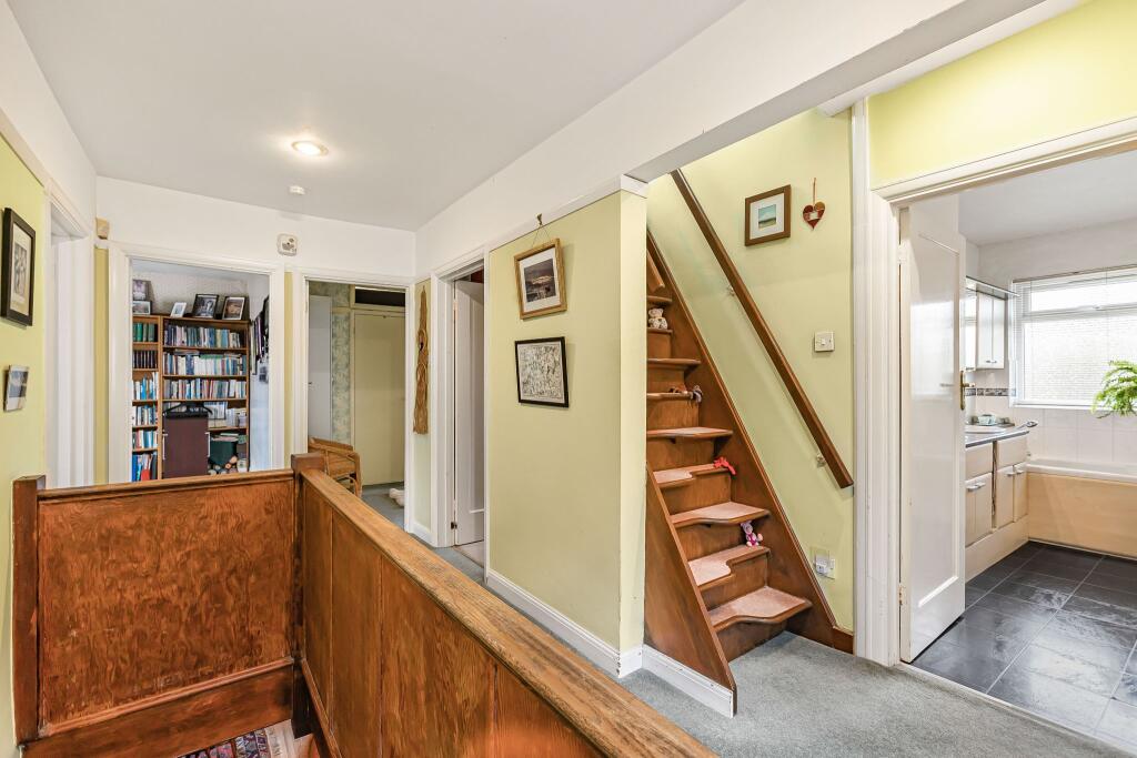 Additional image 12 of Bluebridge Avenue, Brookmans Park, AL9