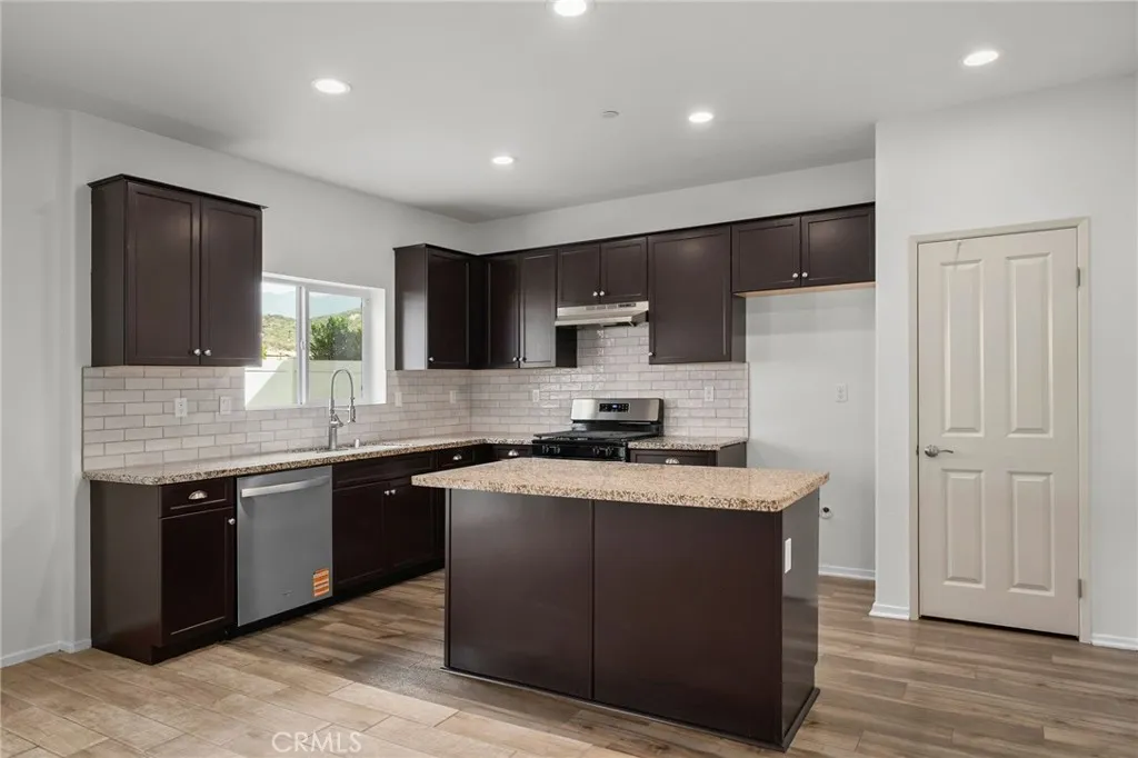 Additional image 5 of 17920 Pokeroot Ln, San Bernardino, CA 92407