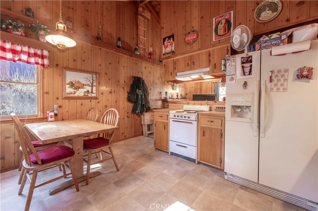 Additional image 6 of 416 W Mojave Blvd, Big Bear City, CA 92314