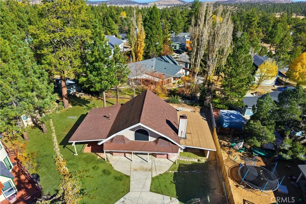 Additional image 5 of 421 Saint Cloud Cir, Big Bear City, CA 92314