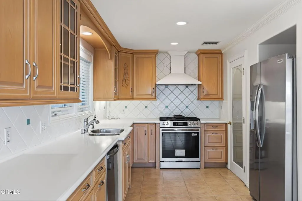 Additional image 81 of 124 San Nicholas Avenue, Oxnard, CA 93035