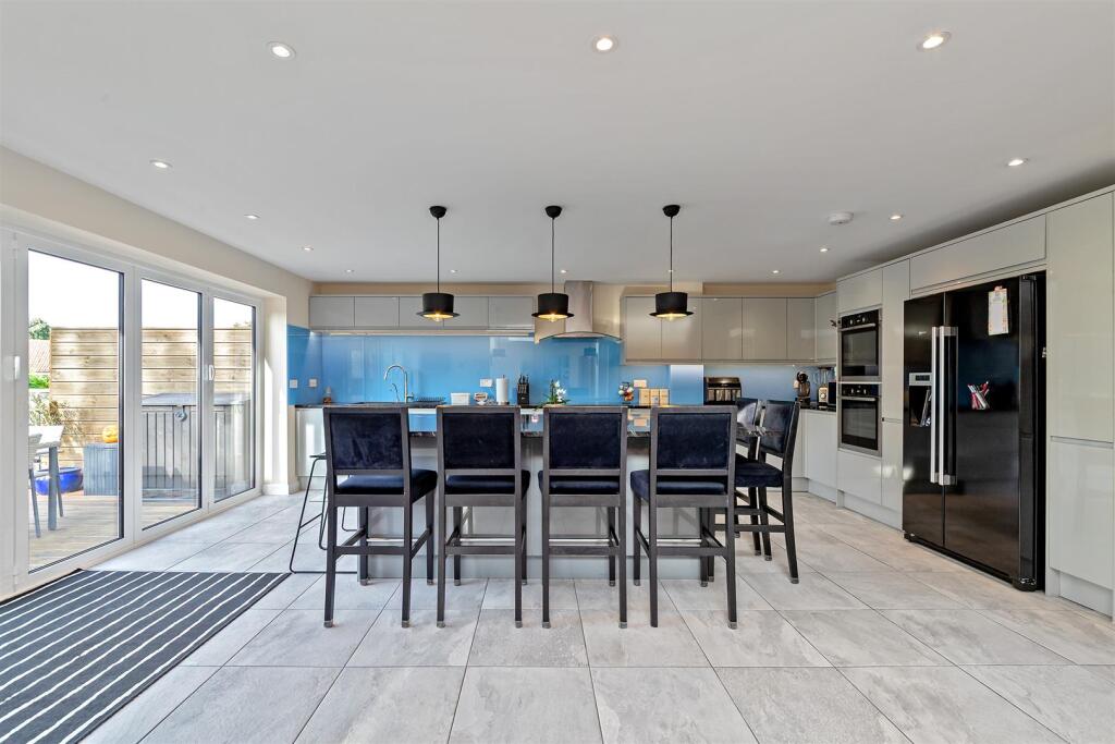 Additional image 9 of The Ridgeway, St. Albans