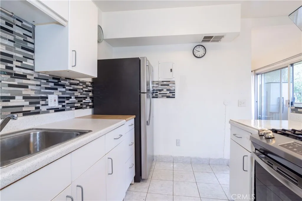 Additional image 11 of 6255 Woodman ave Unit 207, Valley Glen, CA 91401