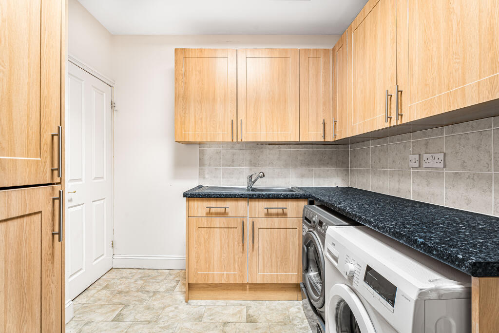 Additional image 9 of Mymms Drive, Brookmans Park, AL9