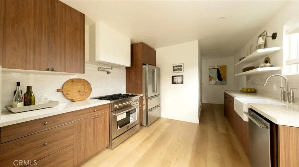 Additional image 11 of 3554 S Sycamore Ave, Los Angeles, CA 90016