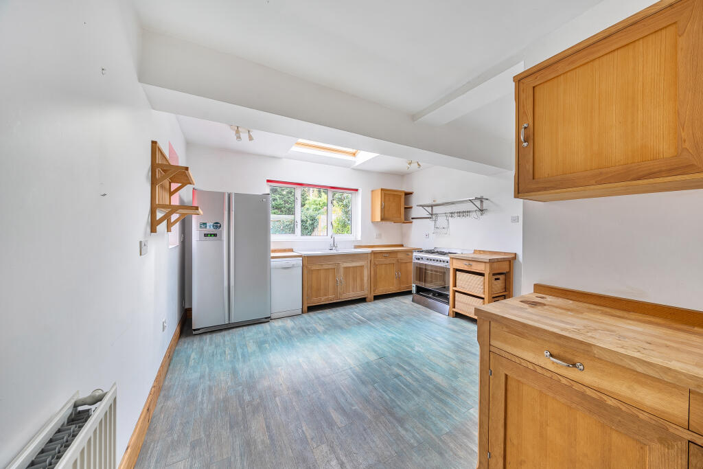 Additional image 22 of The Close, Harpenden, AL5