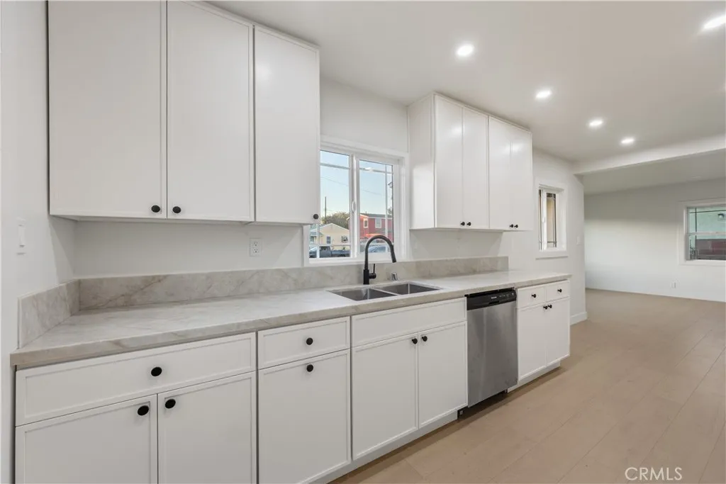 Additional image 42 of 2002 N Salinas Ave, Los Angeles, CA 90059