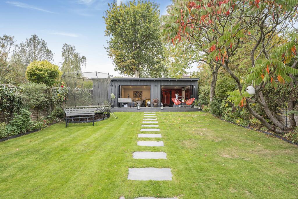 Additional image 35 of Charmouth Road, St. Albans, Hertfordshire, AL1