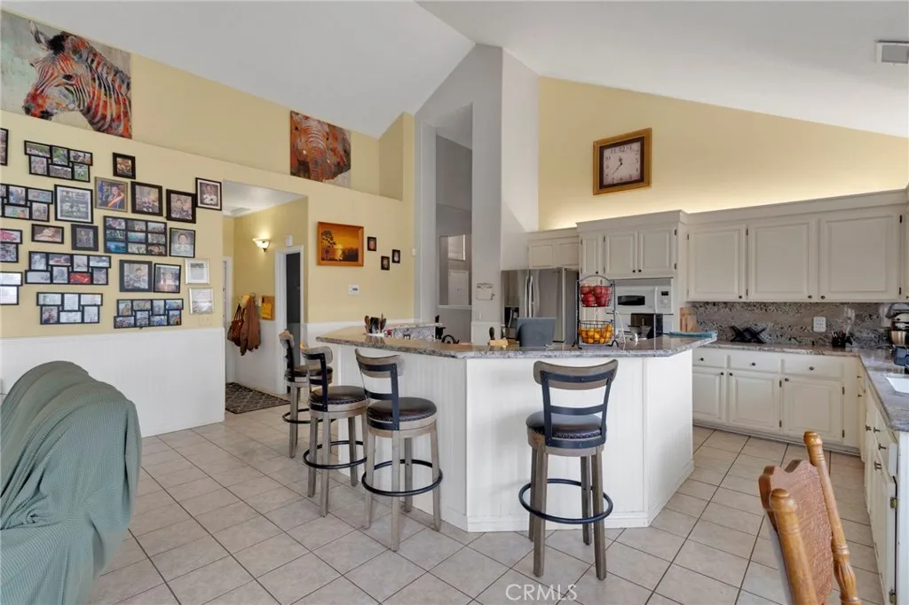 Additional image 78 of 8249 Beaver Ave, Phelan, CA 92371